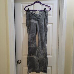 BDG Ruched Dipped V Flare Black / Grey Patchworked Denim Jean size 27